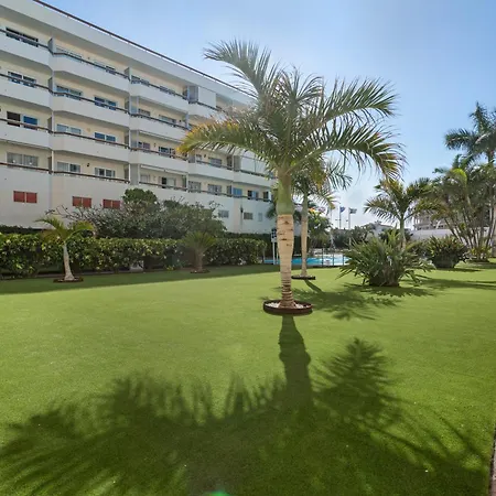 Kellys' Camelias Apartman San Bartolomé