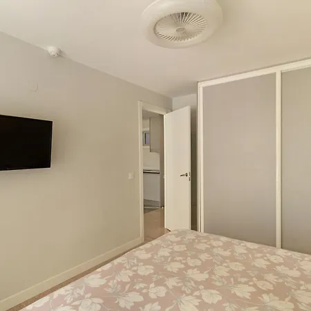 Kellys' Camelias Apartment *